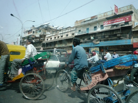 Sulla via Aromatica in India, al Bazar