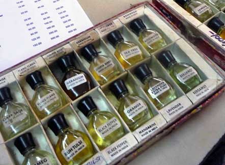 Oli essenziali...aromaterapia in India